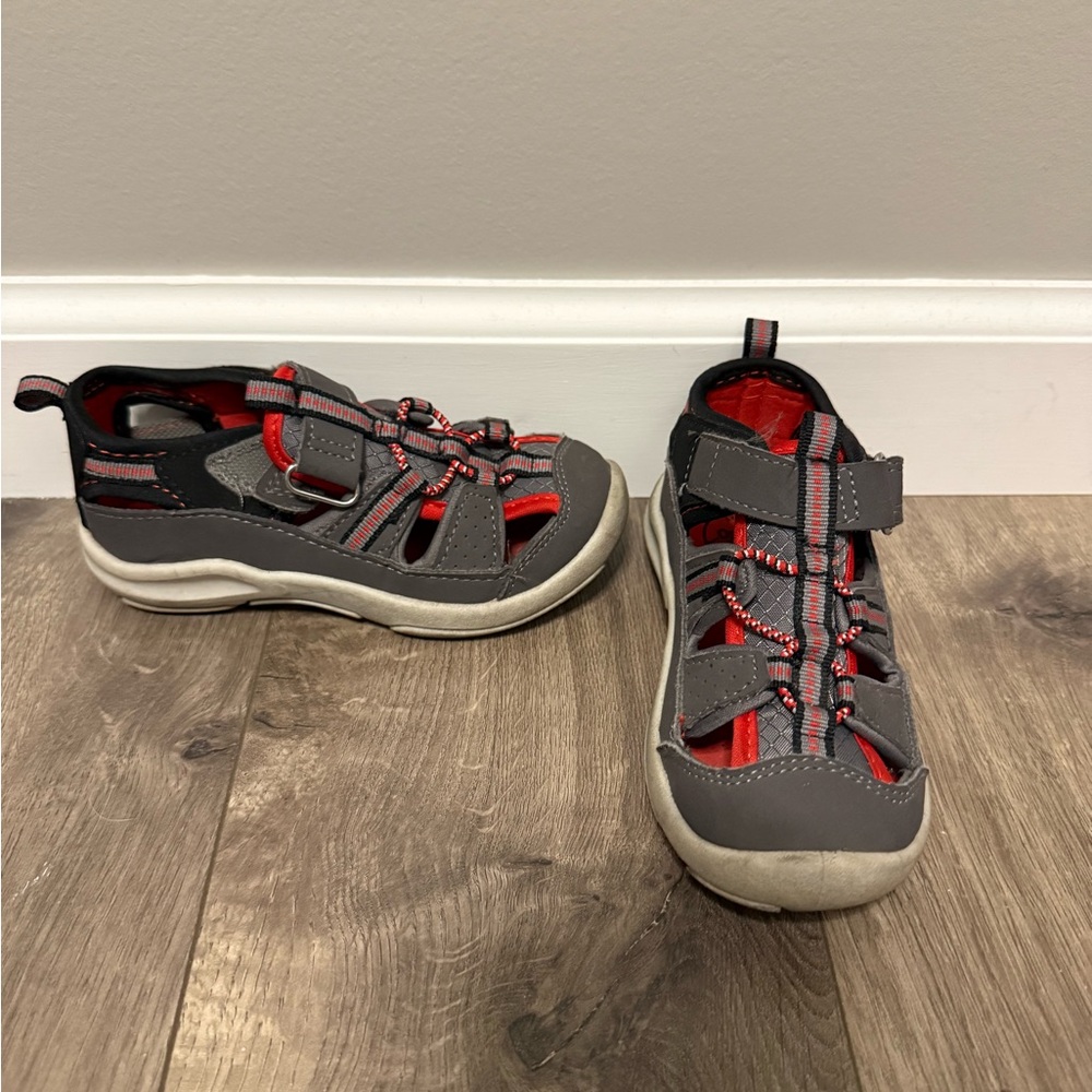 OshKosh B'gosh Gray and Red Closed-Toe Sandals with Hook-and-Loop Strap